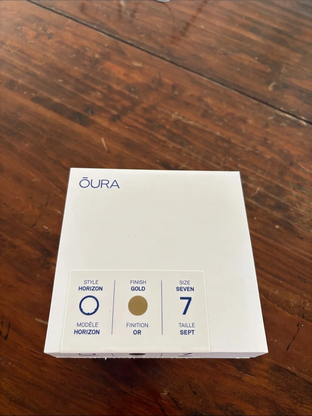 Oura Ring Horizon Gold (white box)